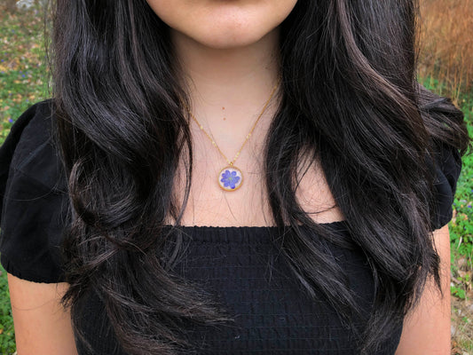 Necklace with a real Hepatica Nobilis (Blåsippa in Swedish)