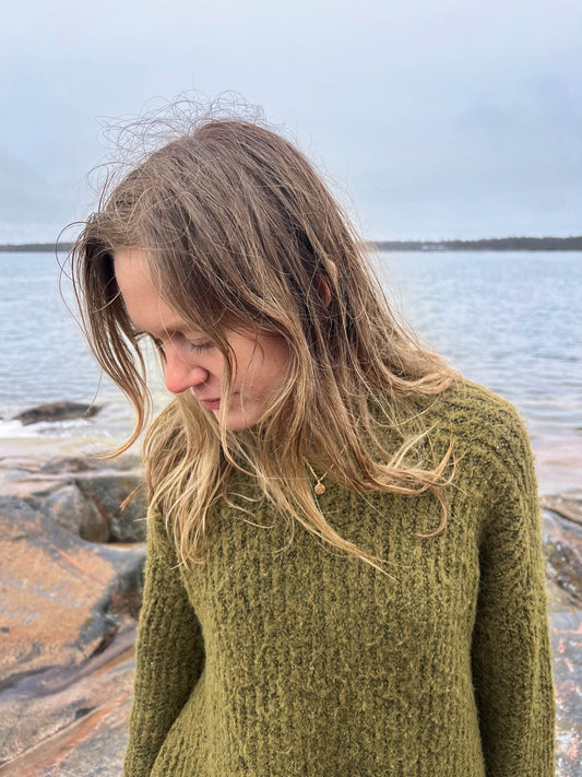 Golden Meadow Bloom Necklace