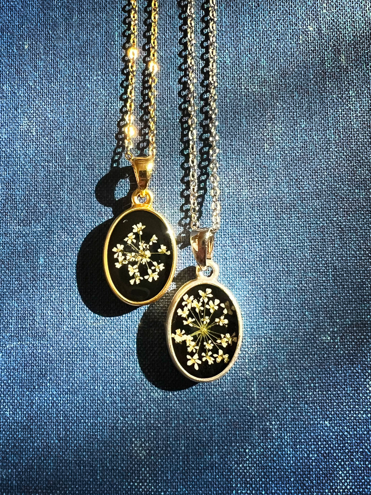 Ground Elder flower necklace