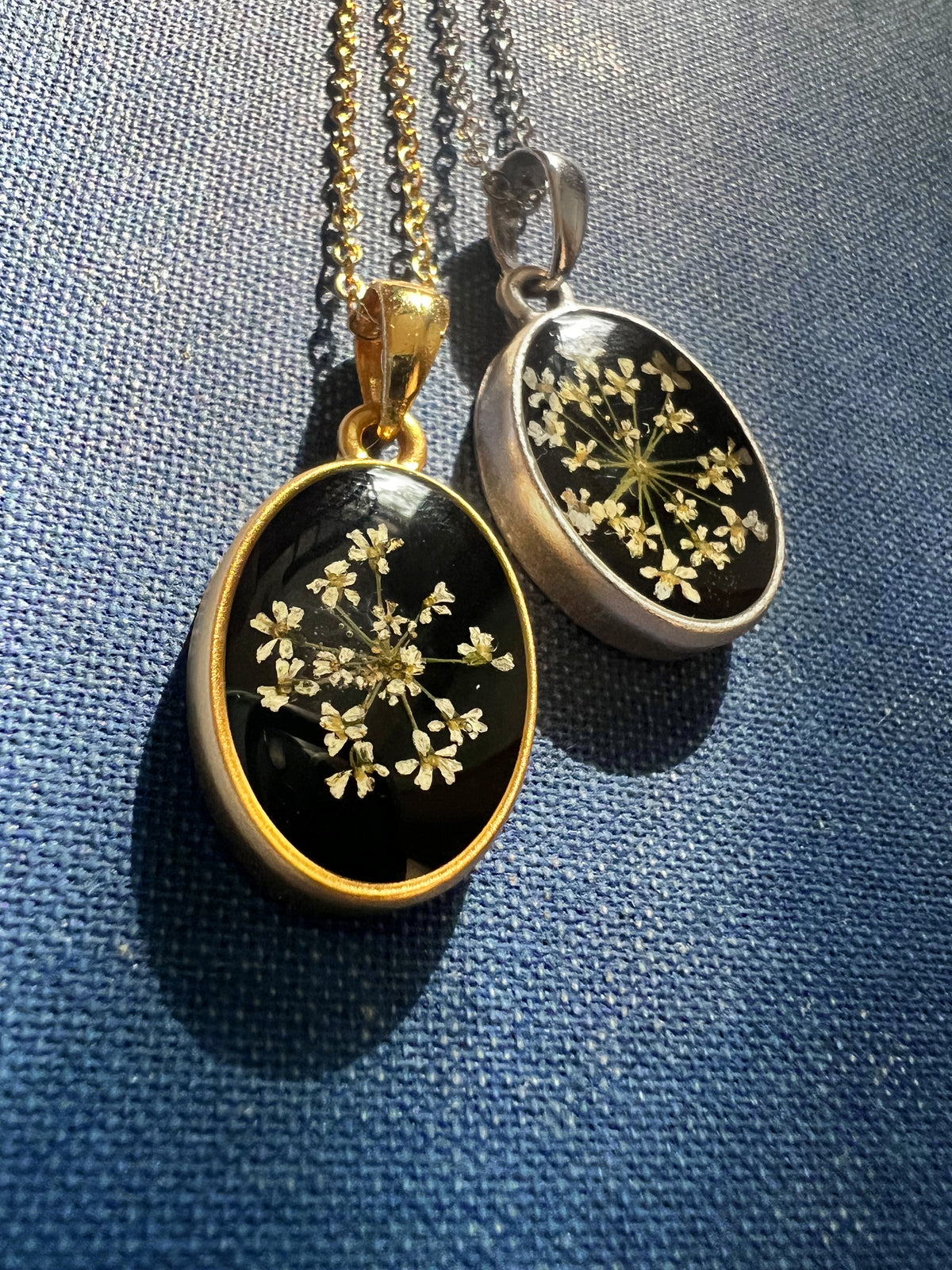 Ground Elder flower necklace