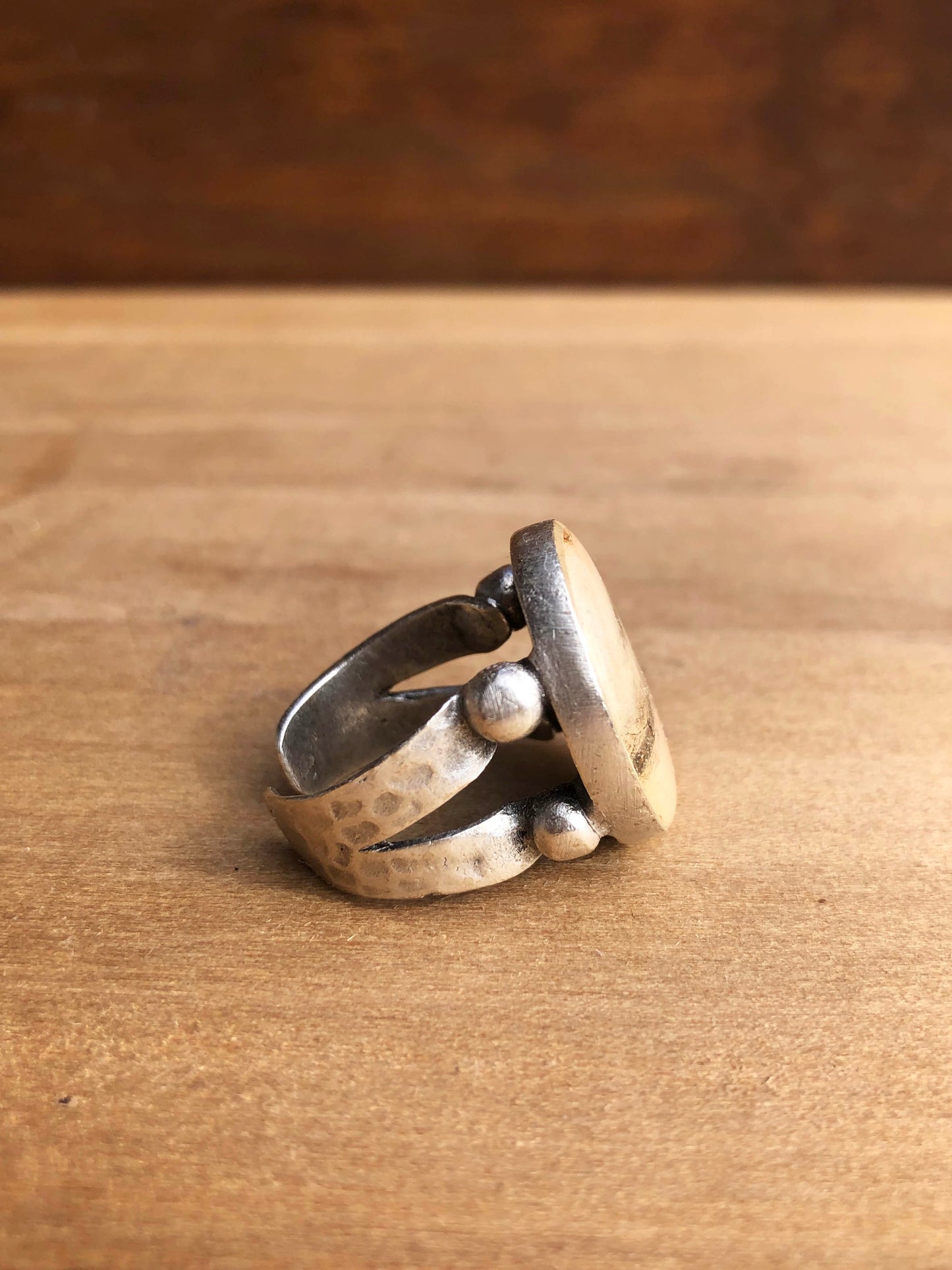 Ring med äkta Björknäver