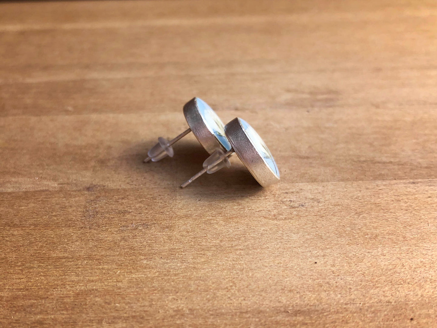 Pastel Blue earrings with real Queen Anne's Lace flowers (Hundkäx)