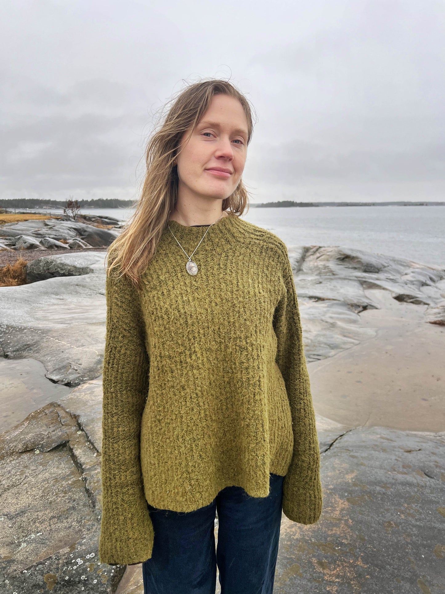 Oval Meadow Bloom Necklace