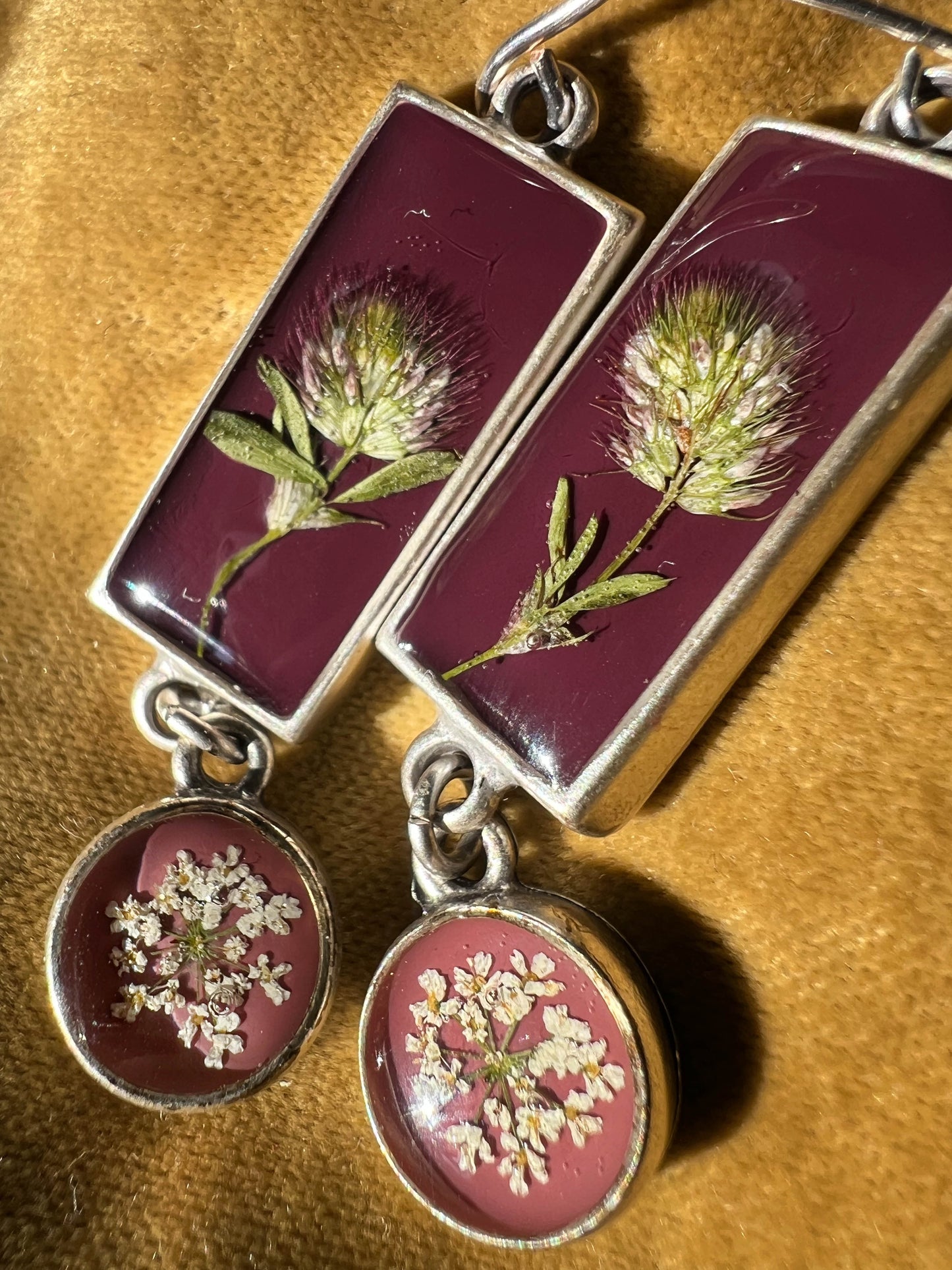 Framed Clover Earrings