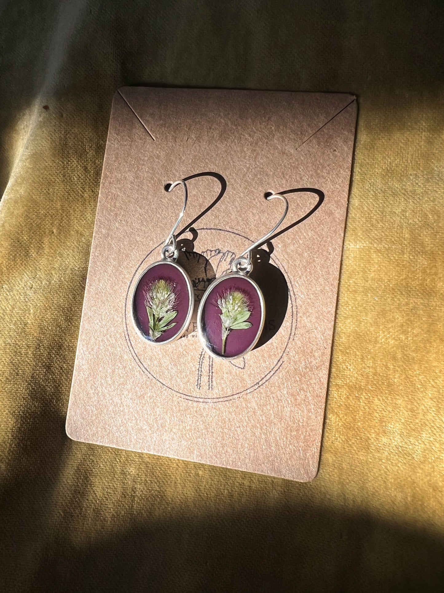 Soft Clover Bloom Earrings